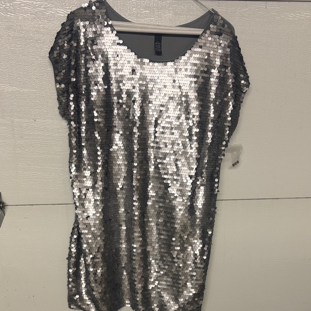 Alfani Silver Sequin Short Sleeve Tunic Top